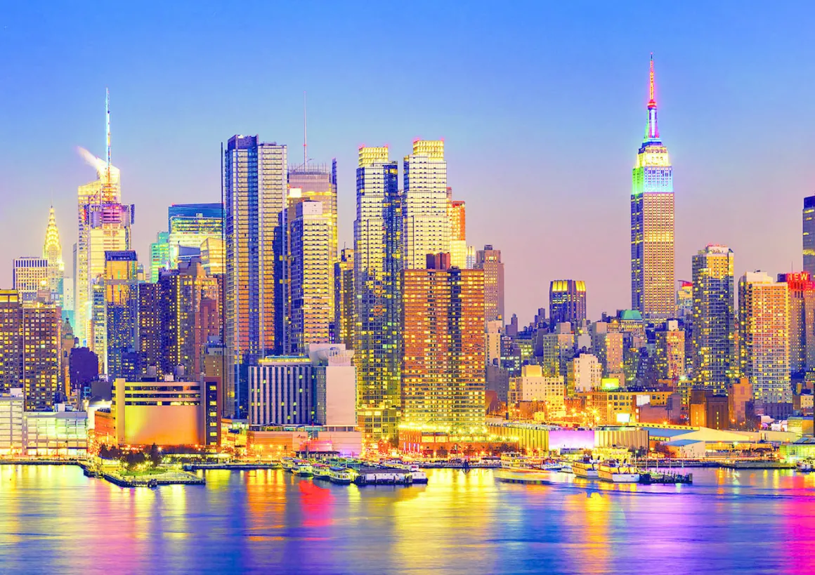 Educa Manhattan bij nacht - legpuzzel van 1500 stukjes