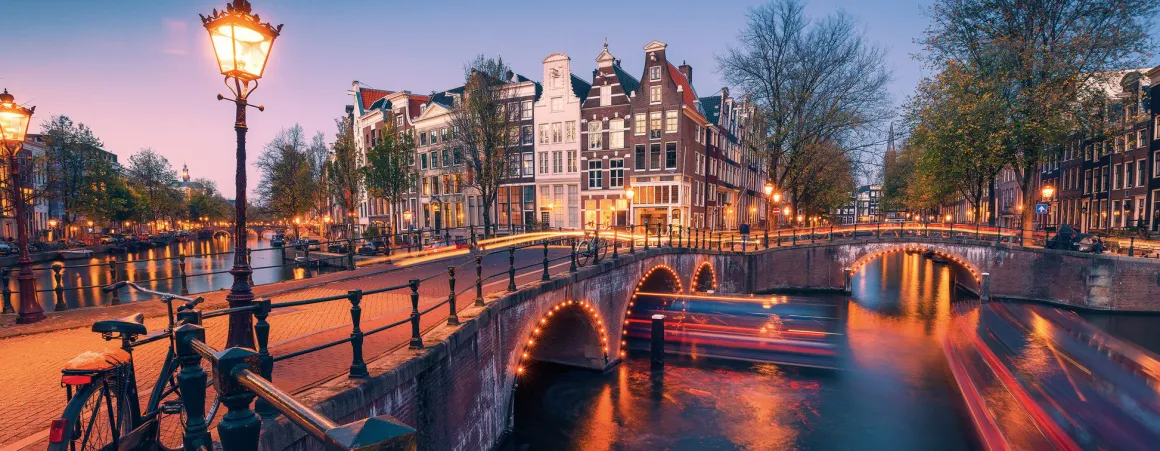 Ravensburger Avond in Amsterdam - panoramische legpuzzel van 1000 stukjes
