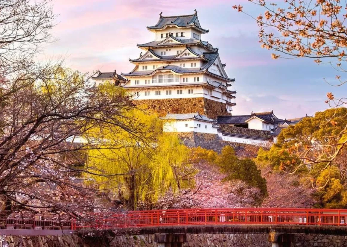 Ravensburger Kasteel Himeji - Japan - puzzel van 1000 stukjes