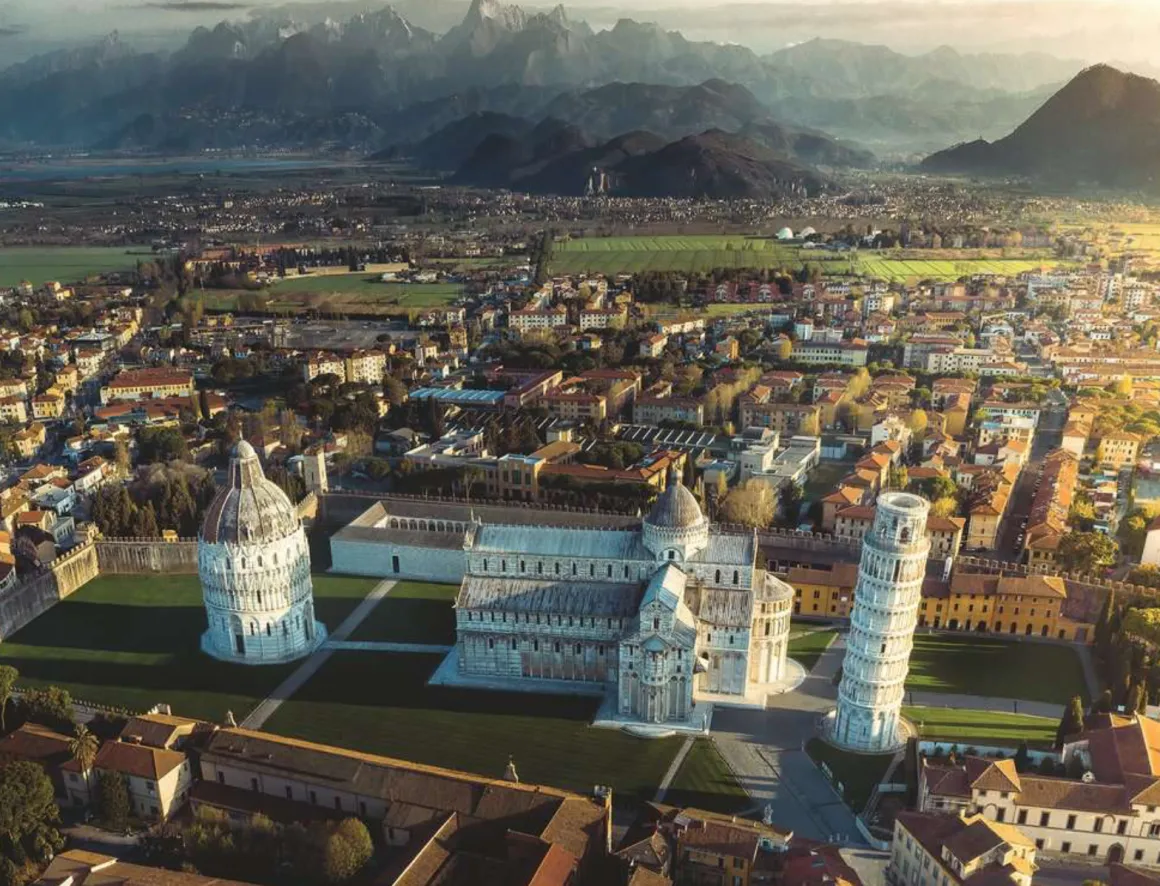 Ravensburger Pisa in Italië - puzzel van 2000 stukjes