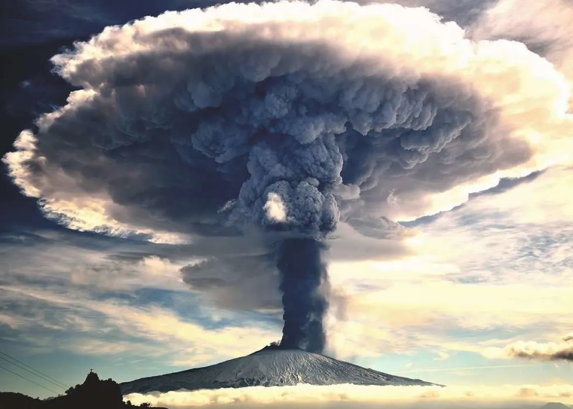Ravensburger Vulkaan Etna - Nature Edition n° 23 - puzzel van 1000 stukjes